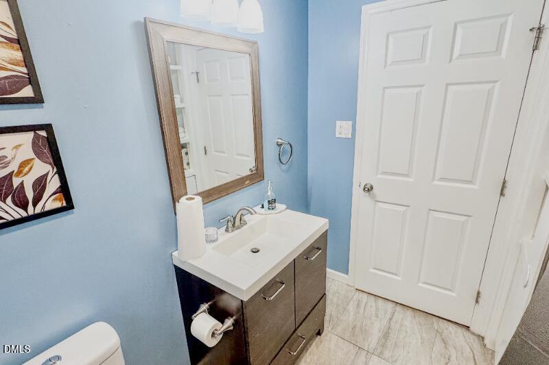 618 Troy Street Durham, NC 27703 - Photo 23 of 31 618Troy22_Bath