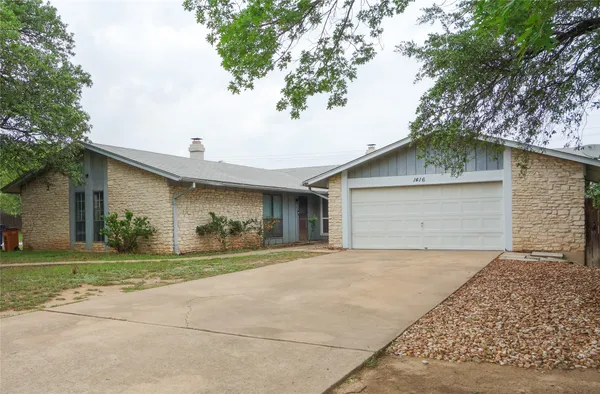 $1,800 | 1416 Cardinal Hill Drive, Unit A, Austin, TX 78758