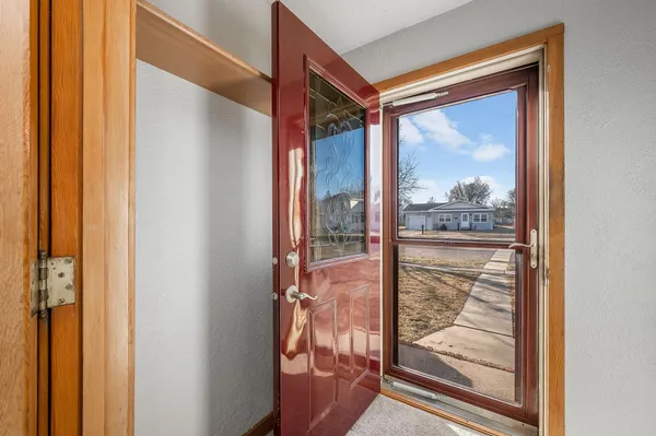 $139,000 | 315 East 12th Street, Blue Earth, MN 56013