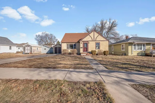 $139,000 | 315 East 12th Street, Blue Earth, MN 56013