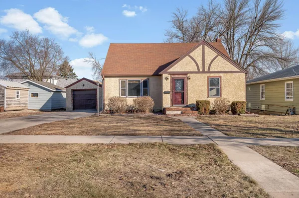 $139,000 | 315 East 12th Street, Blue Earth, MN 56013