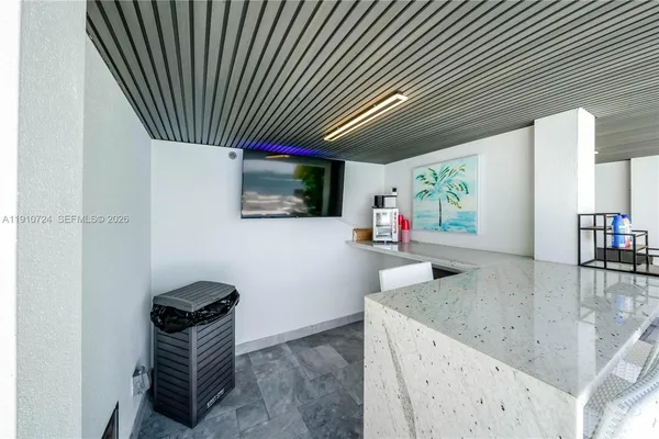 $3,950,000 | 1930 Bay Drive, Unit 1, Miami Beach, FL 33141
