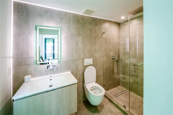 $3,950,000 | 1930 Bay Drive, Unit 1, Miami Beach, FL 33141