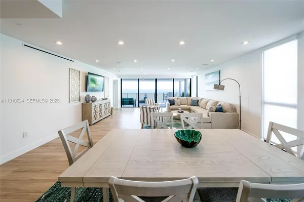 $3,950,000 | 1930 Bay Drive, Unit 1, Miami Beach, FL 33141
