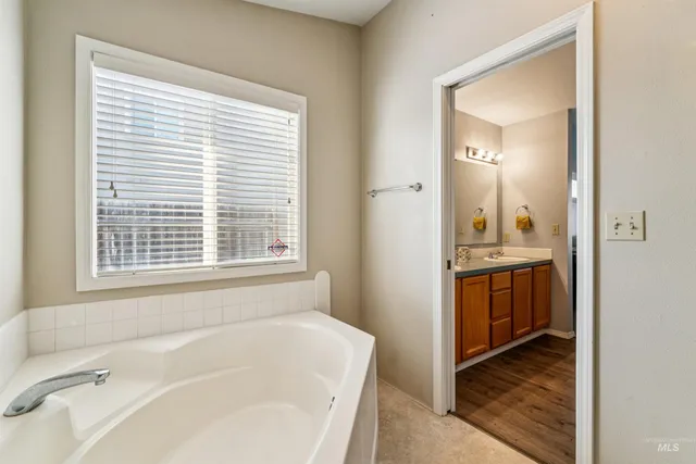 $460,000 | 11968 West Bronte Street, Boise, ID 83709