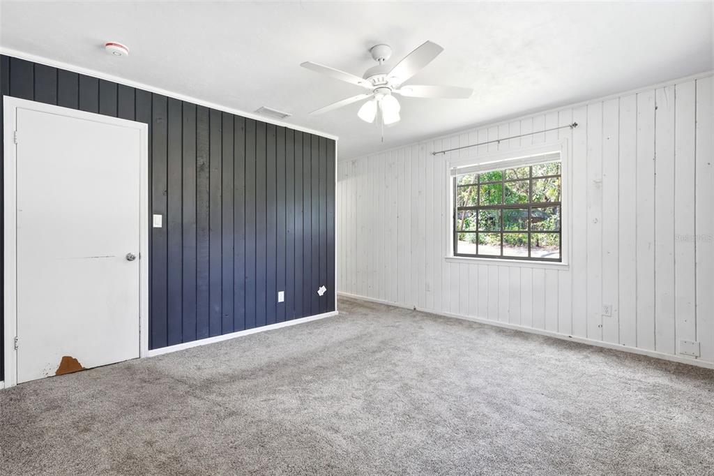 1095 South Ridgewood Avenue DeLand, FL 32720 - Photo 22 of 39