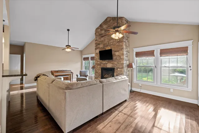 $429,000 | 5407 Alvin C York Highway, Whitwell, TN 37397