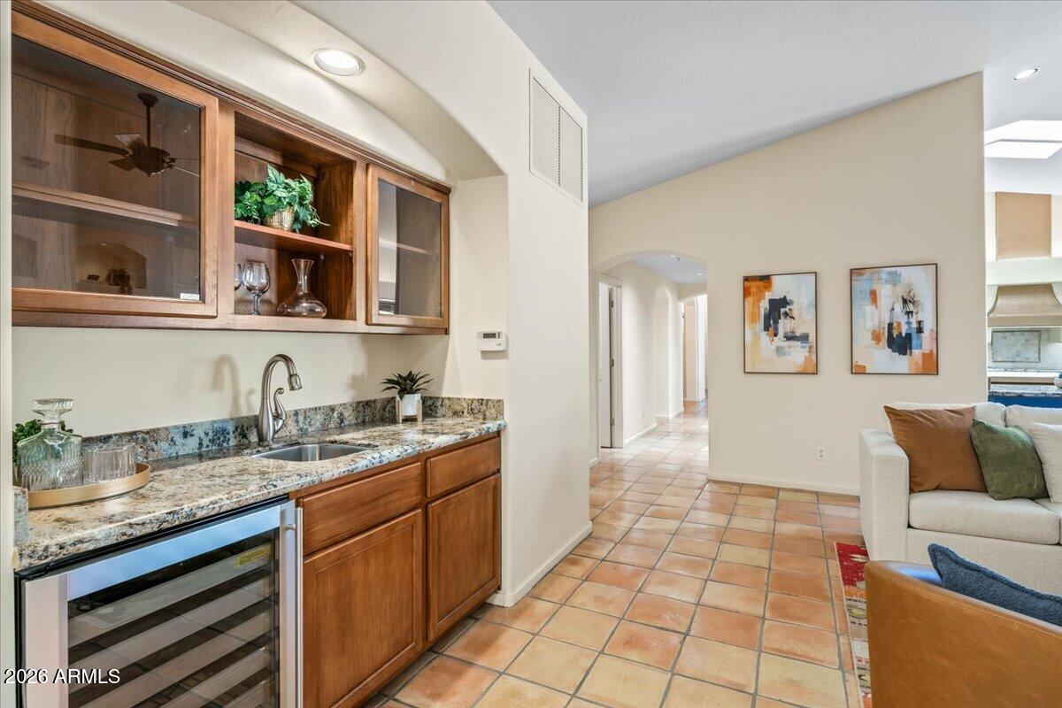 25255 North Ranch Gate Road Scottsdale, AZ 85255 - Photo 50 of 58 27-Wet Bar