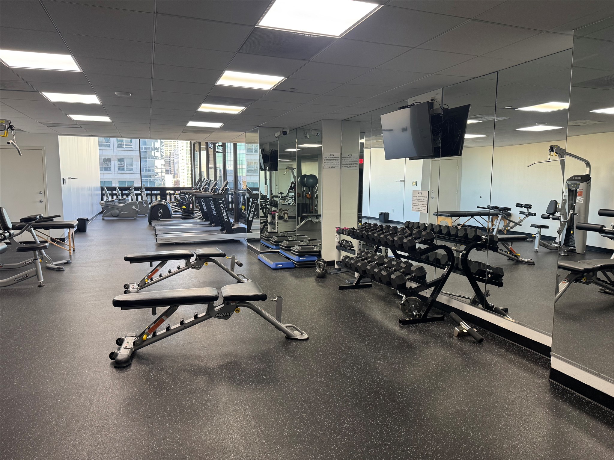 2016 Main, Unit 809 Houston, TX 77002 - Photo 13 of 19 Exercise Room - 6th Floor