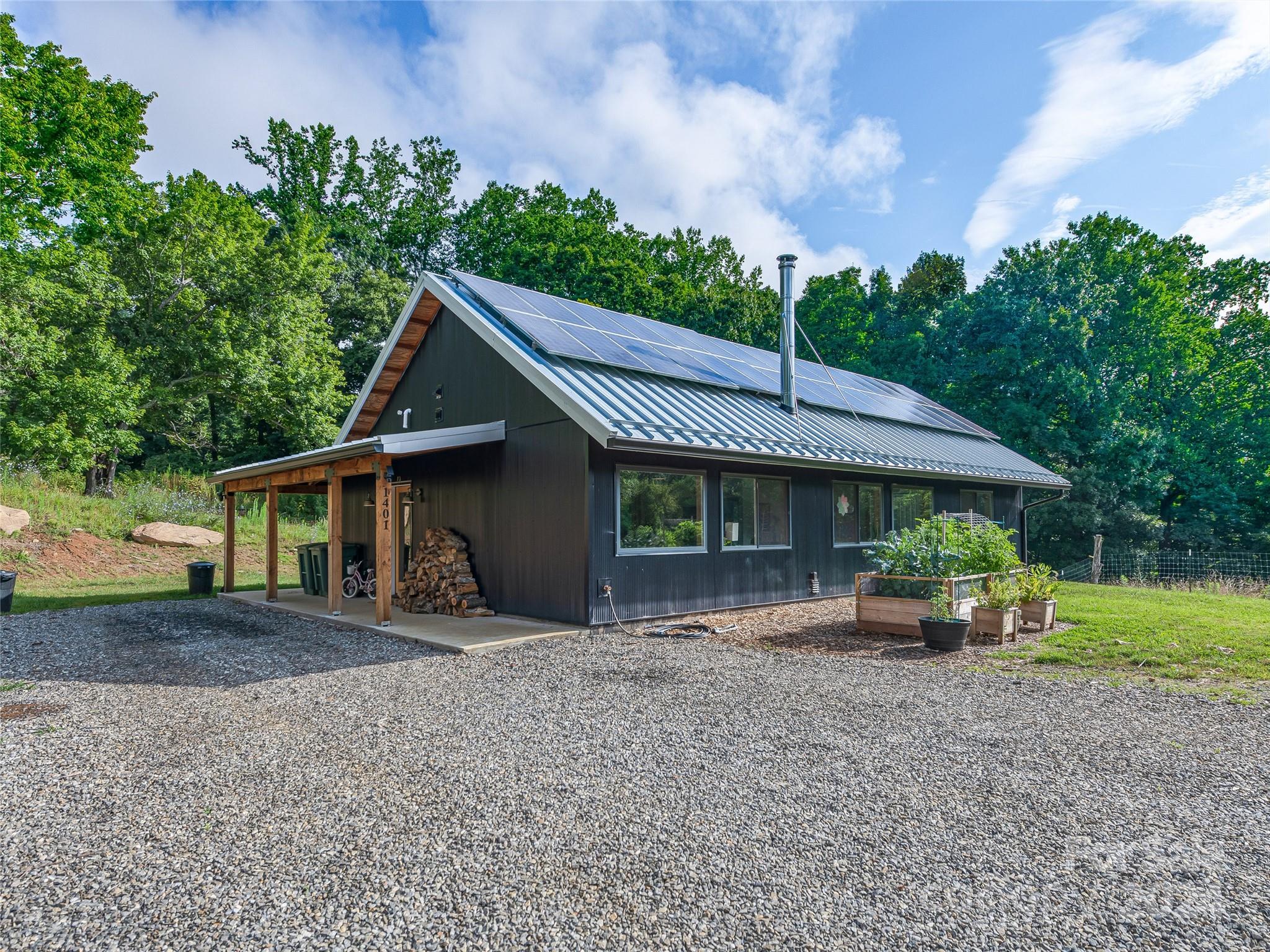 1397 Newfound Road Leicester, NC 28748 - Photo 1 of 48