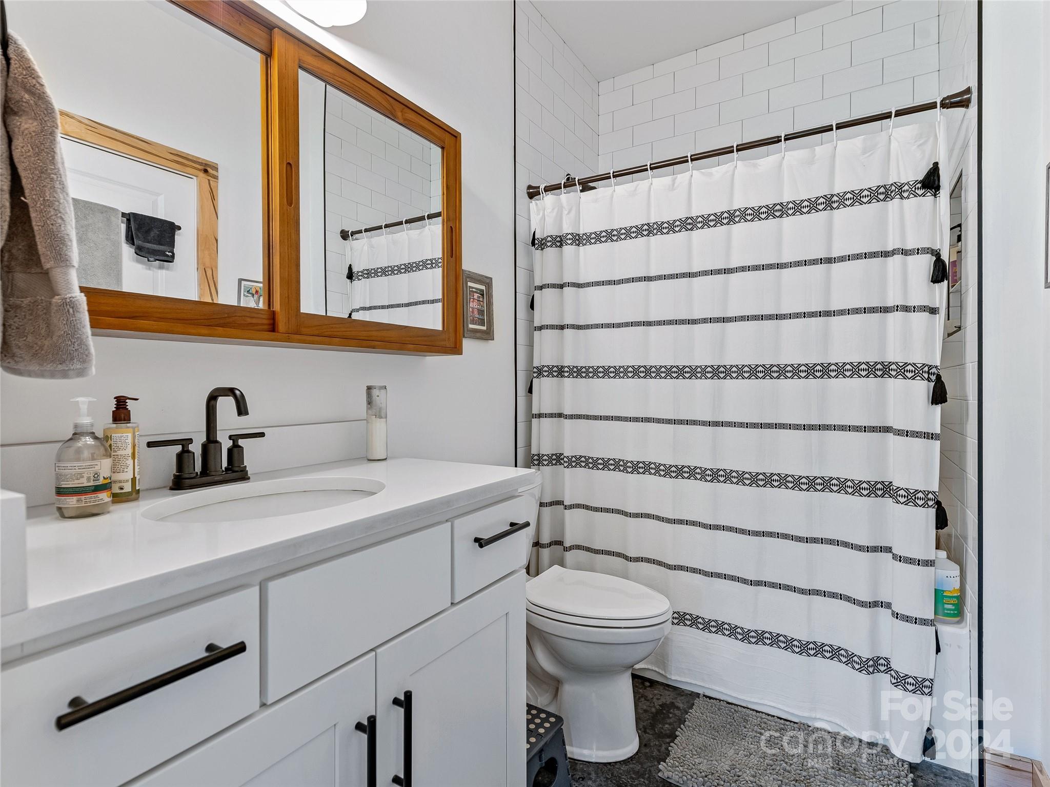 1397 Newfound Road Leicester, NC 28748 - Photo 15 of 48