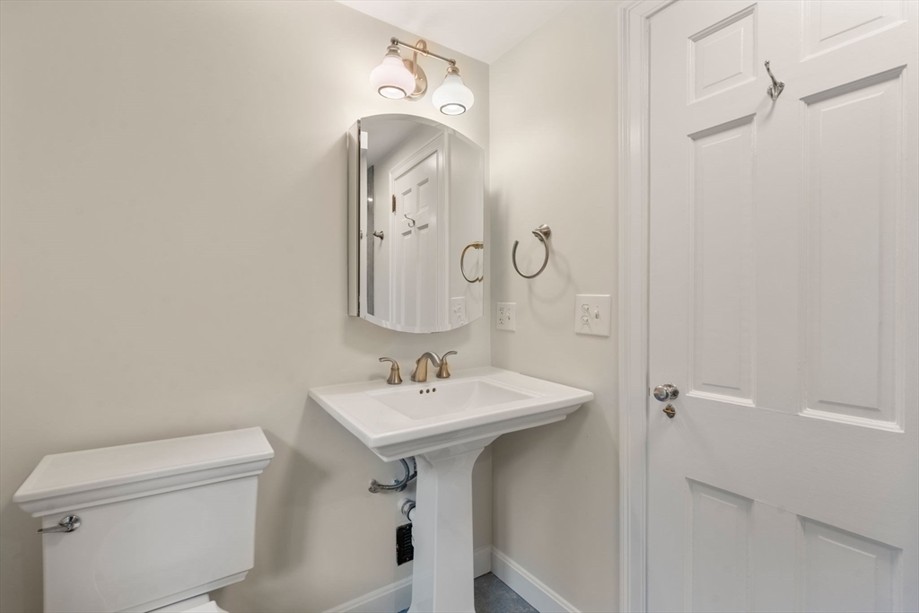 100 Larchmont Road Melrose, MA 02176 - Photo 15 of 38 Gallery Image 15