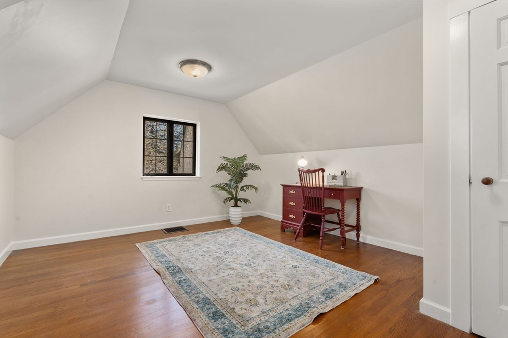 100 Larchmont Road Melrose, MA 02176 - Photo 18 of 38 Gallery Image 18