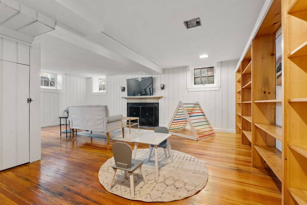 100 Larchmont Road Melrose, MA 02176 - Photo 21 of 38 Gallery Image 21