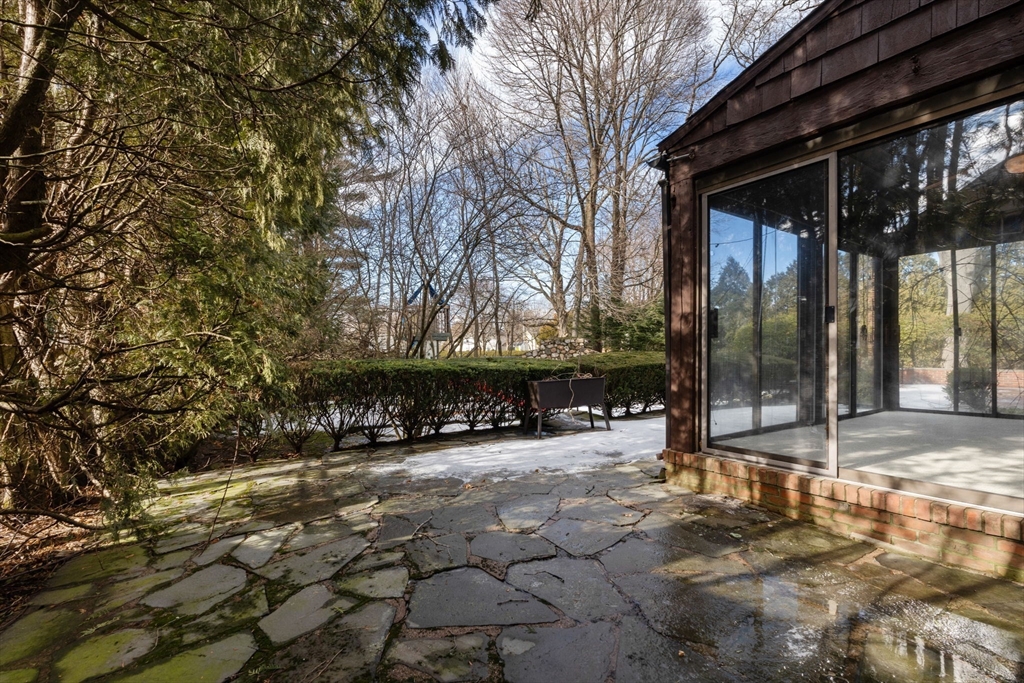 100 Larchmont Road Melrose, MA 02176 - Photo 25 of 38 Gallery Image 25