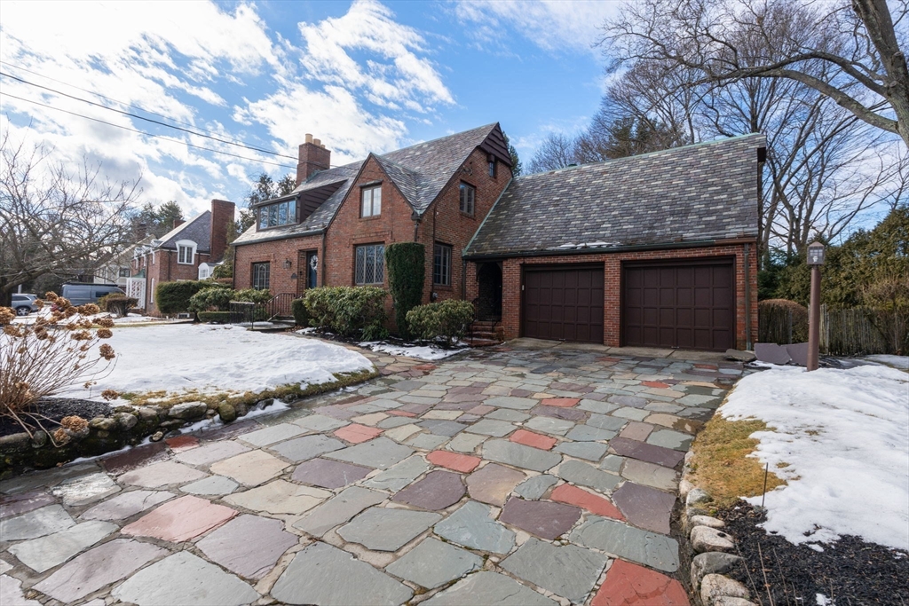 100 Larchmont Road Melrose, MA 02176 - Photo 31 of 38 Gallery Image 31