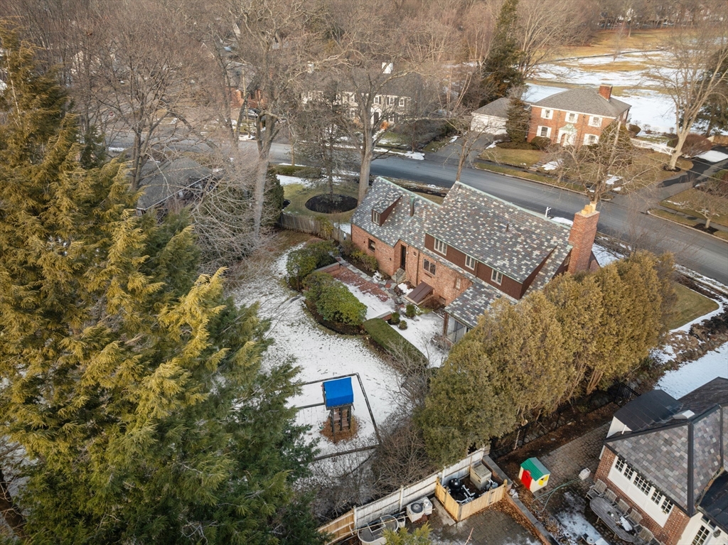100 Larchmont Road Melrose, MA 02176 - Photo 33 of 38 Gallery Image 33