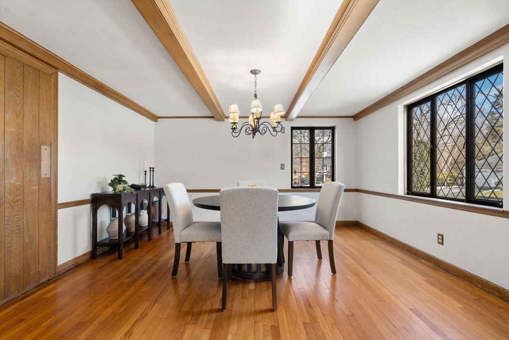 100 Larchmont Road Melrose, MA 02176 - Photo 6 of 38 Gallery Image 6