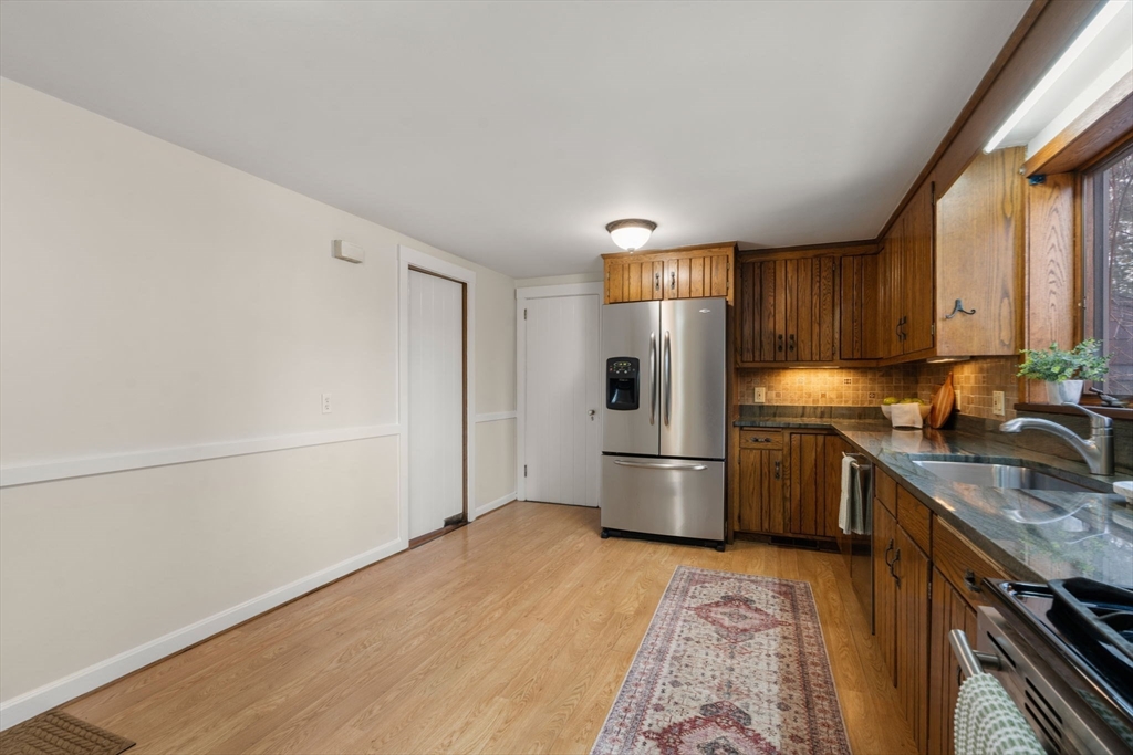 100 Larchmont Road Melrose, MA 02176 - Photo 10 of 38 Gallery Image 10