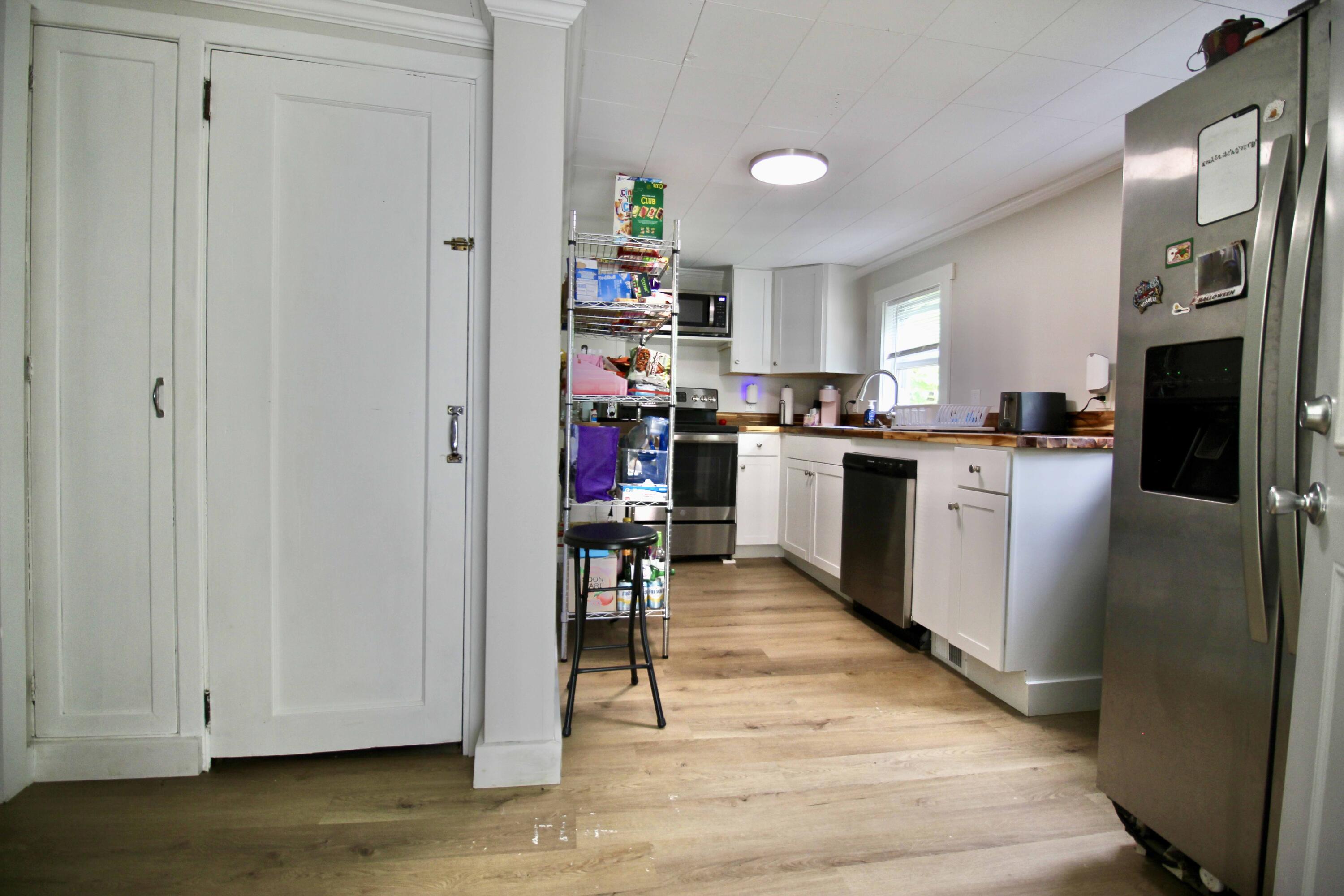 255 Sabattus Street Lewiston, ME 04240 - Photo 10 of 40 IMG_8284