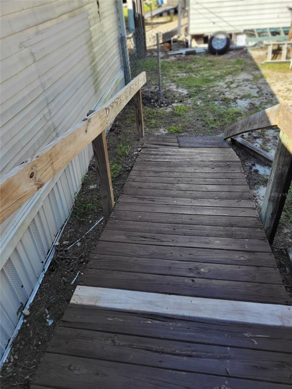 16842 Diagonal Road Hudson, FL 34667 - Photo 15 of 17 a view of a balcony