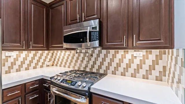 $3,500 | 931 West 23rd Street, Unit I, Houston, TX 77008