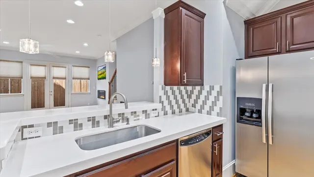 $3,500 | 931 West 23rd Street, Unit I, Houston, TX 77008