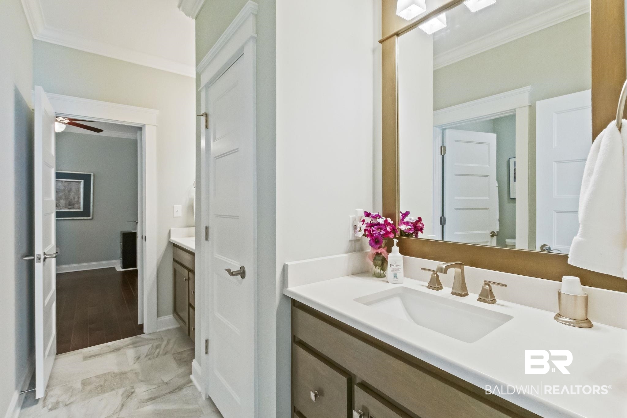 354 Craftsman Avenue Fairhope, AL 36532 - Photo 44 of 68 Jack and Jill Bath