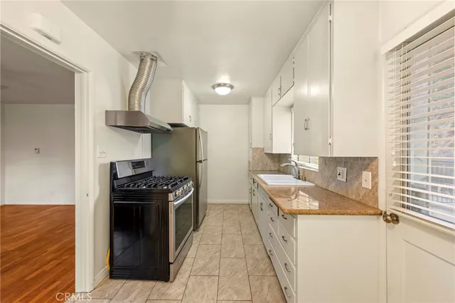 $2,499 | 4183 Tujunga Avenue, Studio City, CA 91604