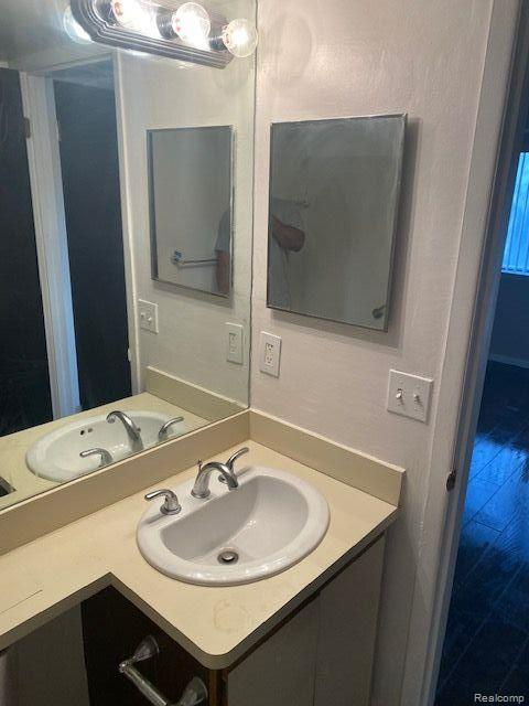 27244 Evergreen Road Southfield, MI 48076 - Photo 12 of 24 Gallery Image 12