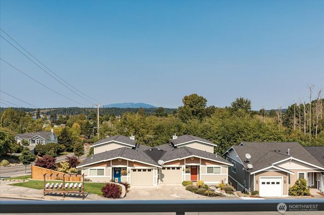 $679,500 | 2119 20th Street, Anacortes, WA 98221