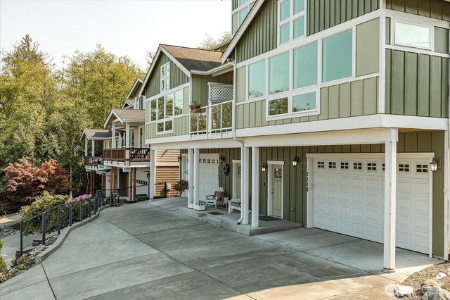 $679,500 | 2119 20th Street, Anacortes, WA 98221