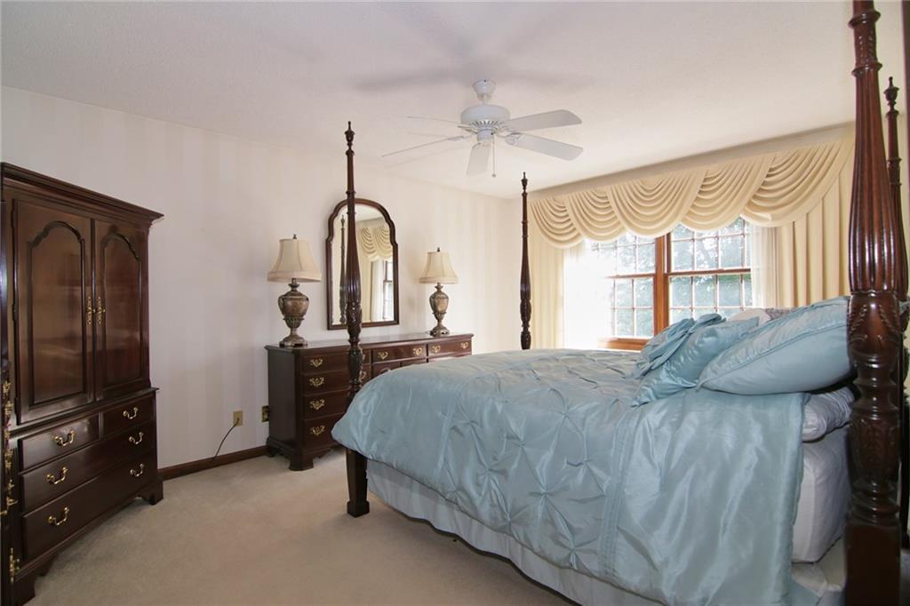 12559 Charing Cross Road Carmel, IN 46033 - Photo 16 of 29 Gallery Image 16