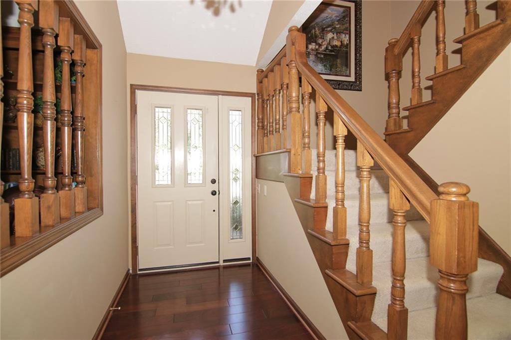12559 Charing Cross Road Carmel, IN 46033 - Photo 3 of 29 Gallery Image 3
