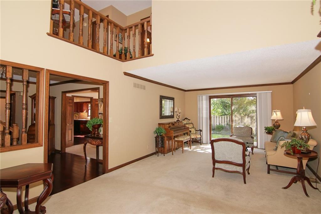 12559 Charing Cross Road Carmel, IN 46033 - Photo 6 of 29 Gallery Image 6