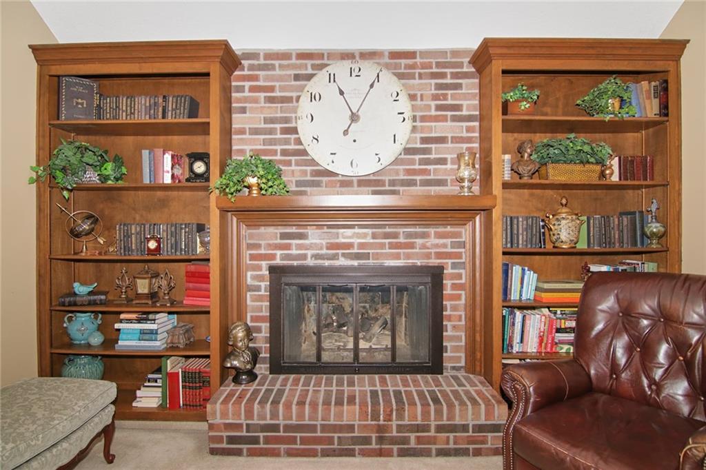12559 Charing Cross Road Carmel, IN 46033 - Photo 9 of 29 Gallery Image 9