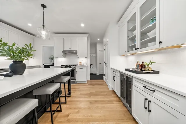 $1,799,000 | 6 Callahan Drive, Woburn, MA 01801