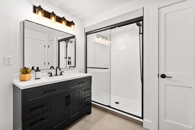 $1,799,000 | 6 Callahan Drive, Woburn, MA 01801