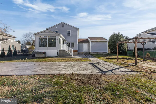 $410,000 | 16 Hawthorne Avenue, Newark, DE 19711