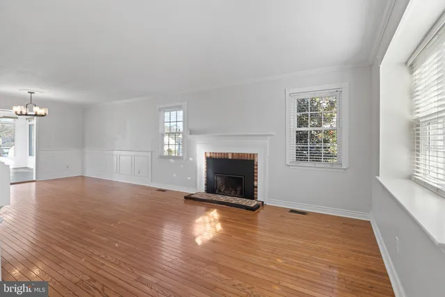 $410,000 | 16 Hawthorne Avenue, Newark, DE 19711