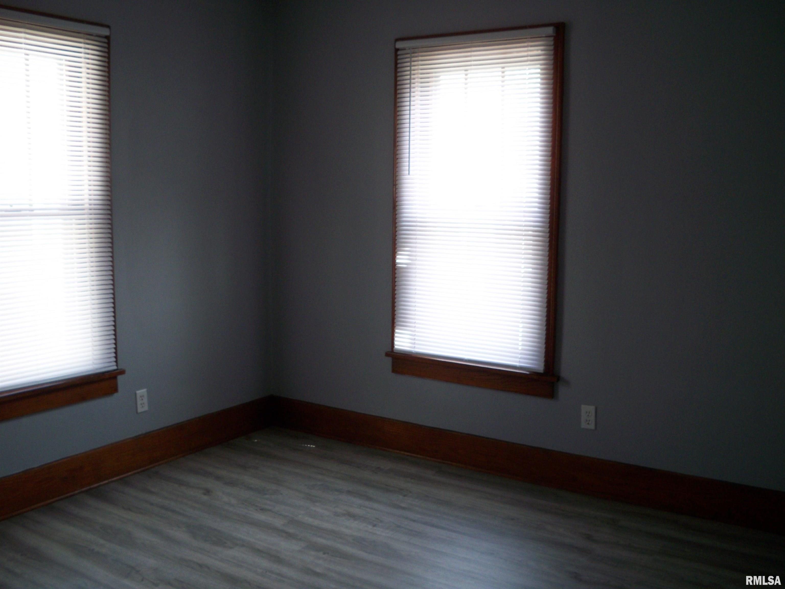 1933 South Pasfield Street Springfield, IL 62704 - Photo 15 of 26 Gallery Image 15