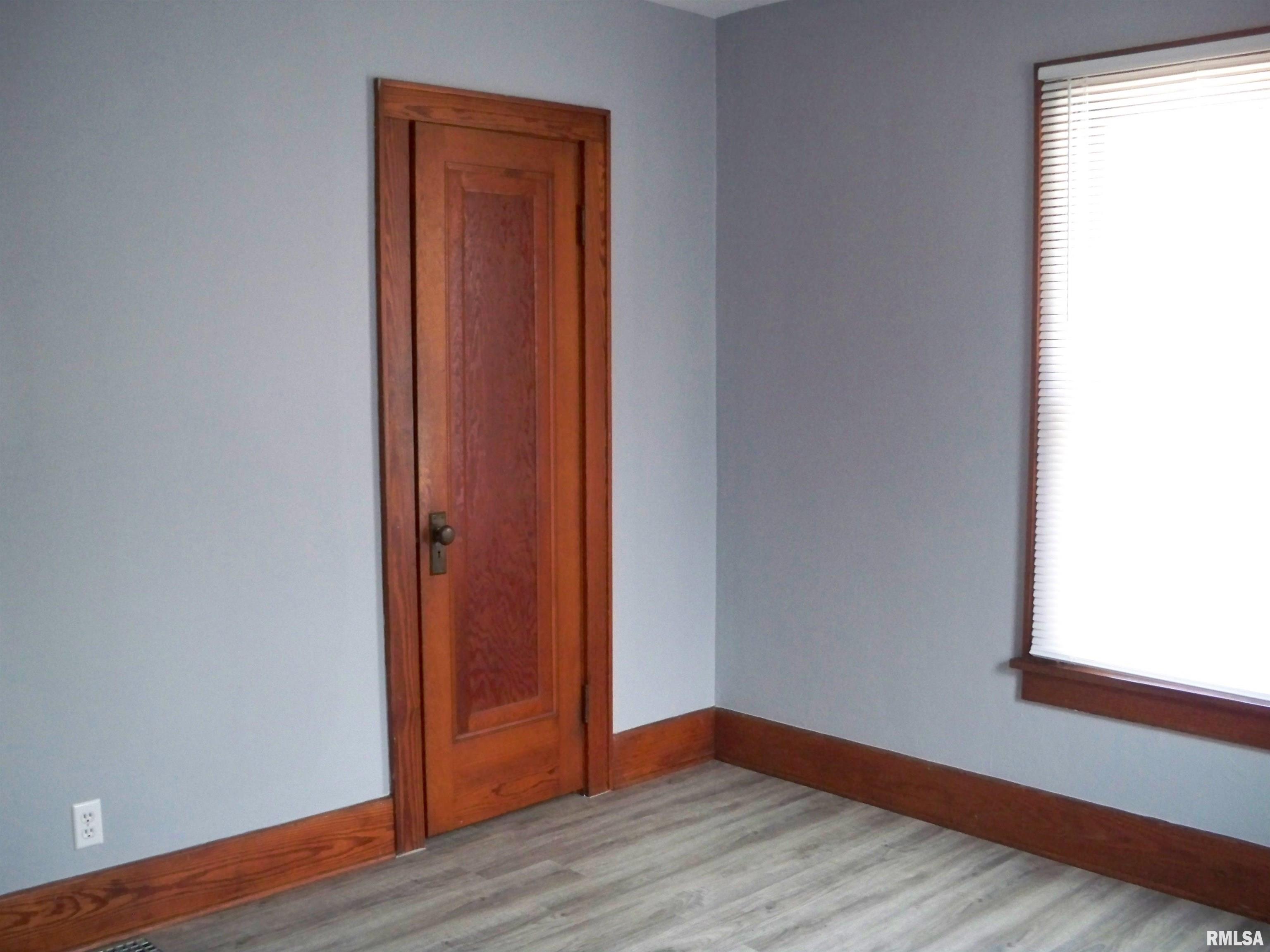 1933 South Pasfield Street Springfield, IL 62704 - Photo 16 of 26 Gallery Image 16