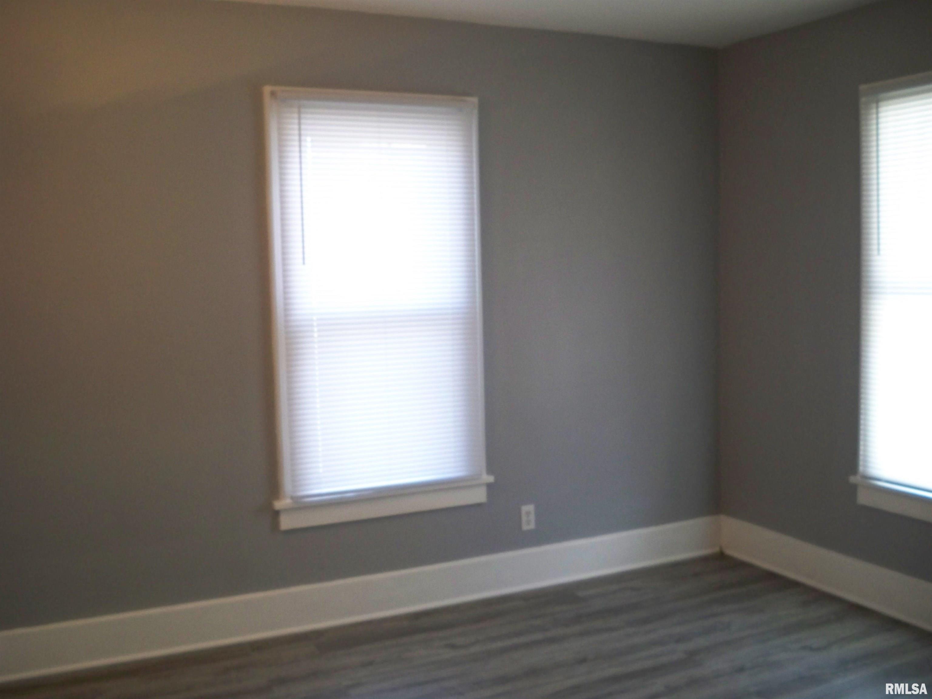 1933 South Pasfield Street Springfield, IL 62704 - Photo 17 of 26 Gallery Image 17