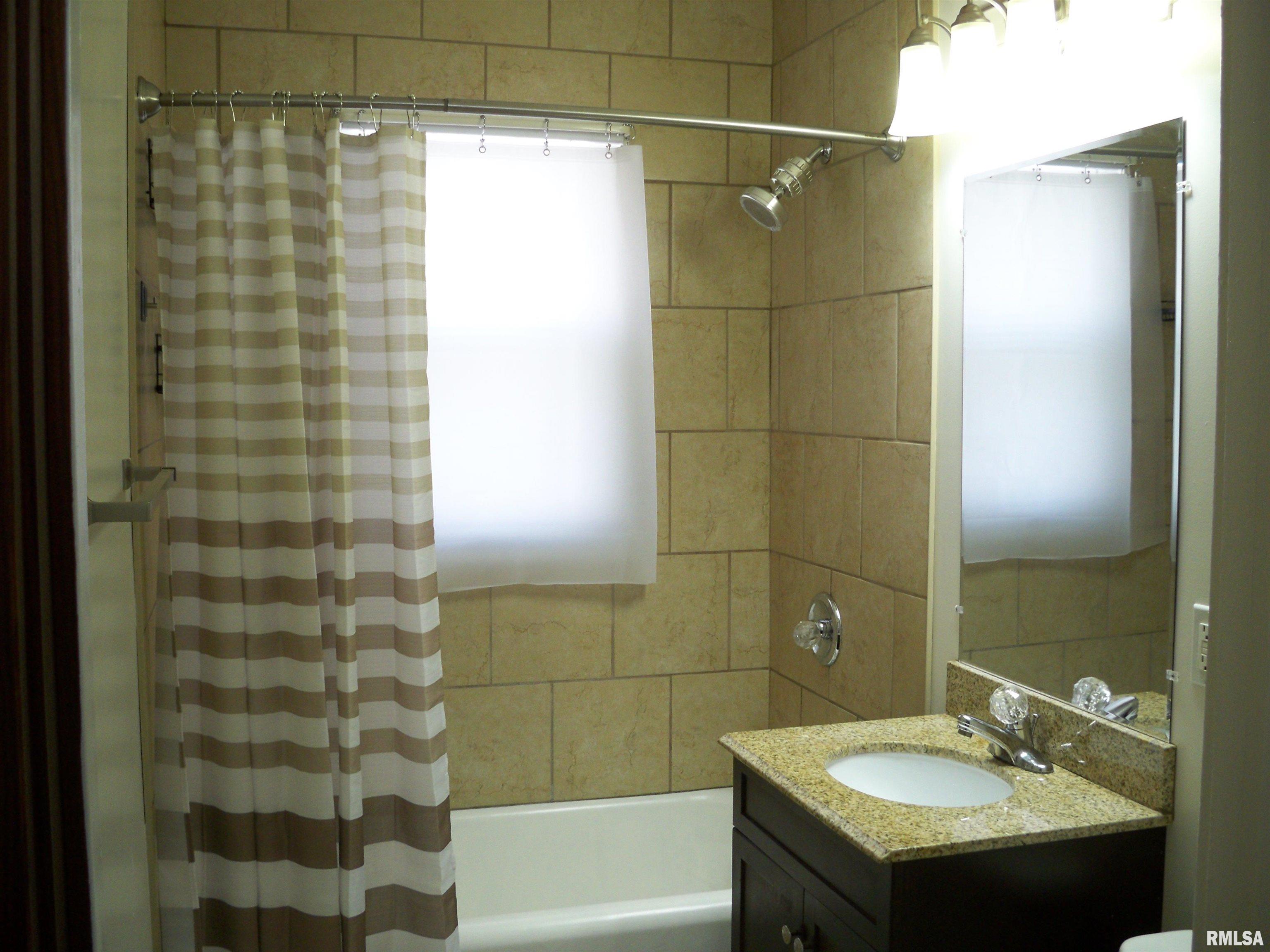 1933 South Pasfield Street Springfield, IL 62704 - Photo 19 of 26 Gallery Image 19