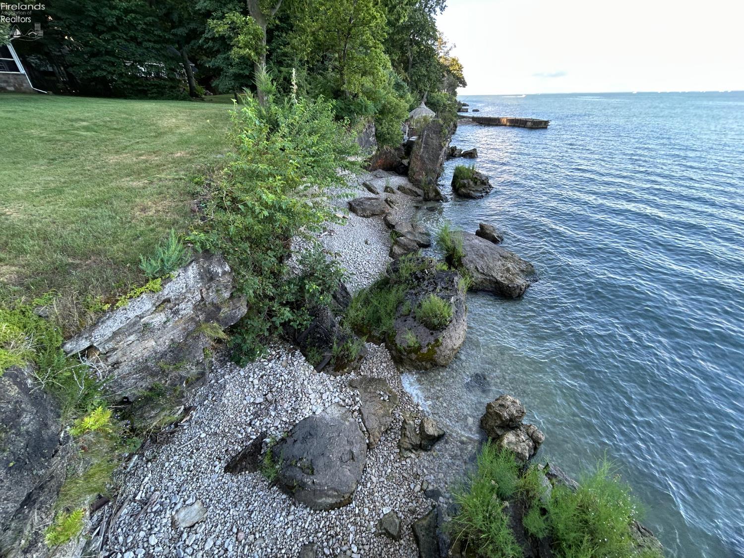 1839 Put-In-Bay Road Put In Bay, OH 43456 - Photo 19 of 27 Gallery Image 19