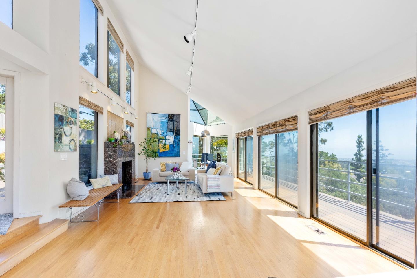 1305 Southdown Road Hillsborough, CA 94010 - Photo 14 of 72