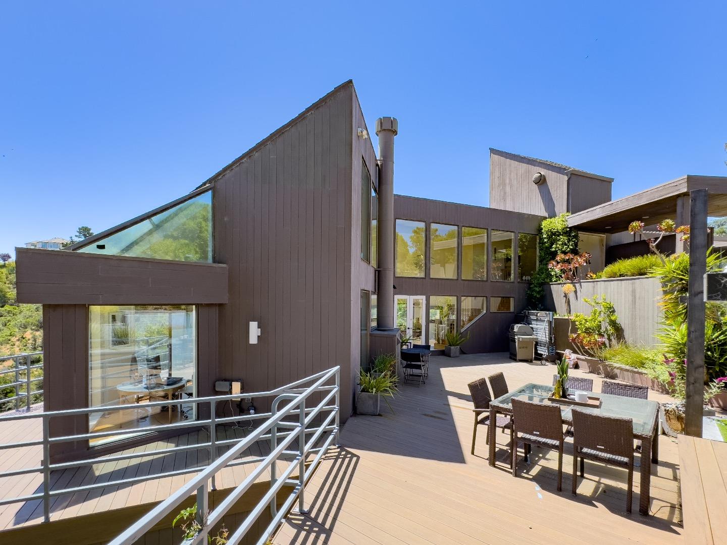 1305 Southdown Road Hillsborough, CA 94010 - Photo 57 of 72