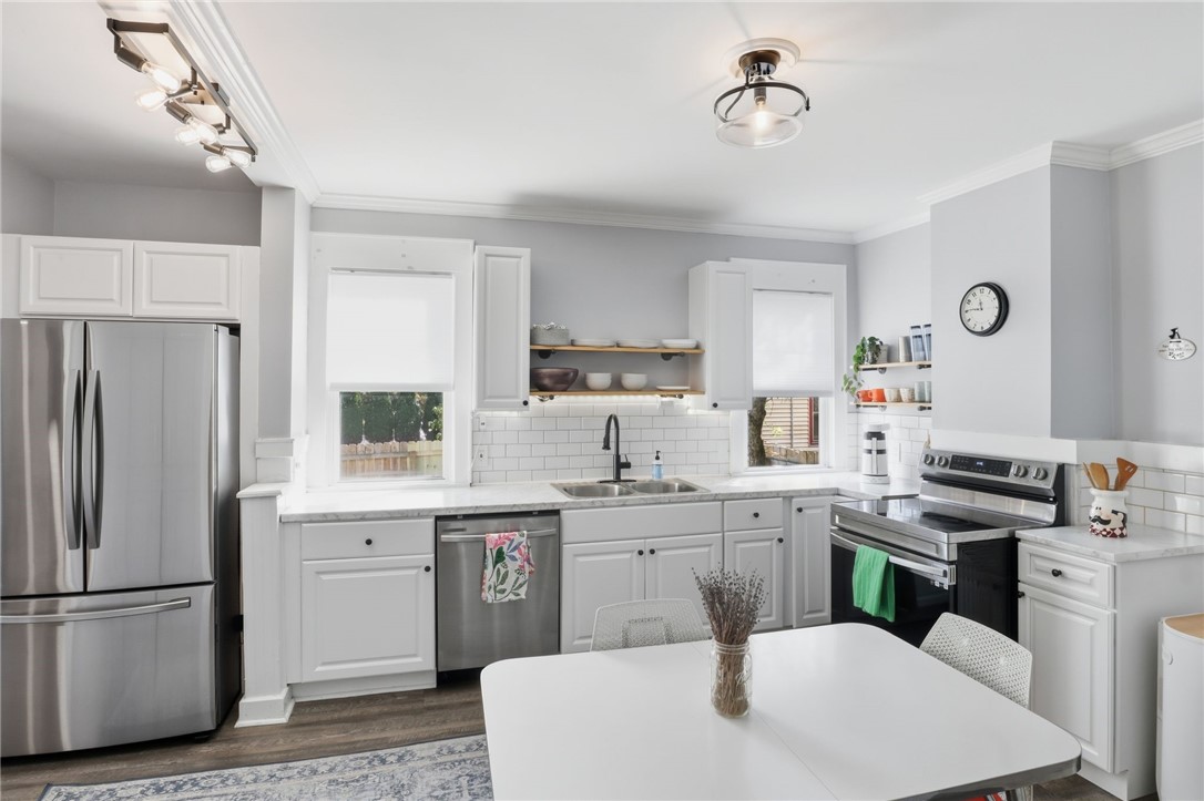 158 Merriman Street Rochester, NY 14607 - Photo 14 of 40