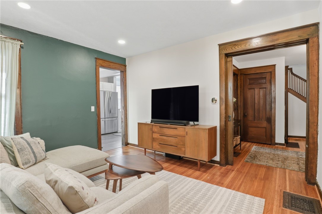 158 Merriman Street Rochester, NY 14607 - Photo 10 of 40