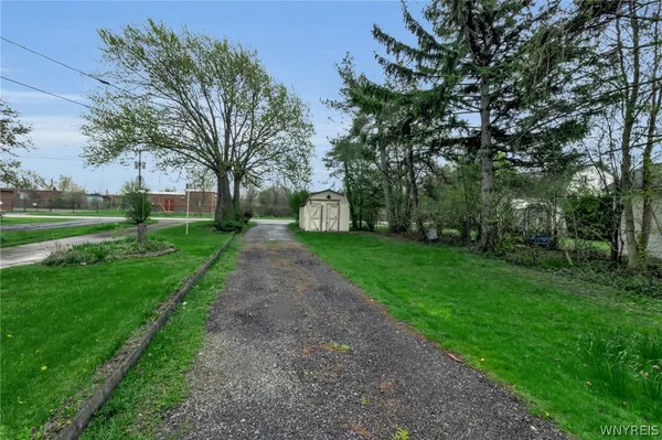 $185,000 | 54 North Shore Drive, Hamburg, NY 14219